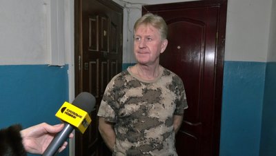 "В під’їзді зі стелі ллється вода": у багатоповерхівці в Луцьку через лід у стояку прорвали трубу "В під’їзді зі стелі ллється вода": у багатоповерхівці в Луцьку через лід у стояку прорвали трубу