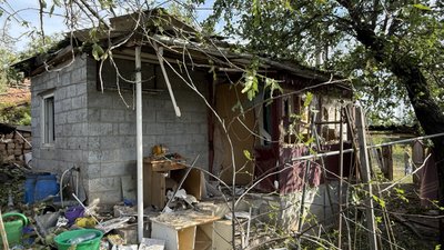 Пошкоджений внаслідок російського обстрілу будинок Слов’янськ Донецька область 10 вересня 2025 рік Пошкоджений внаслідок російського обстрілу будинок Слов’янськ Донецька область 10 вересня 2025 рік