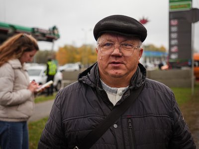 "Оці подушки мене врятували". Що розповіли жителі Сум, які опинилися в центрі удару РФ "Оці подушки мене врятували". Що розповіли жителі Сум, які опинилися в центрі удару РФ