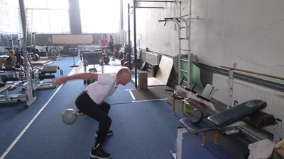 69-річний чоловік з Чернігова став дворазовим чемпіоном Європи з гирьового спорту