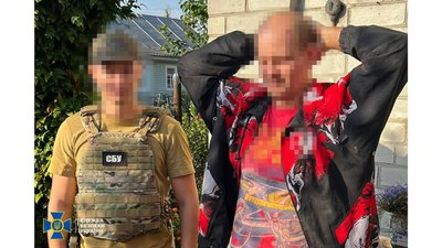 Наводили ракети на Чернігів, палили авто ЗСУ, переправляли чоловіків за кордон: історії, які викрила СБУ у 2024 році Наводили ракети на Чернігів, палили авто ЗСУ, переправляли чоловіків за кордон: історії, які викрила СБУ у 2024 році