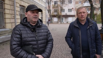 Суд продовжив запобіжний захід колишньому вчителю, якого підозрюють у вбивстві двох школярів в Шаргороді