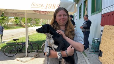 “Дрони палять хати”: як жителі Ярової ї виживають без світла та гуманітарної допомоги “Дрони палять хати”: як жителі Ярової ї виживають без світла та гуманітарної допомоги