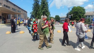 Був зниклим безвісти: на Черкащині попрощалися із захисником Був зниклим безвісти: на Черкащині попрощалися із захисником
