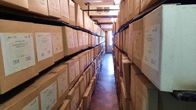 Жителі Кіровоградщини можуть дослідити свій родовід в обласному архіві або онлайн Жителі Кіровоградщини можуть дослідити свій родовід в обласному архіві або онлайн