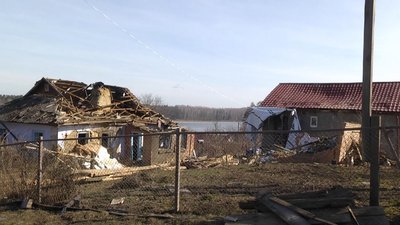 На Хмельниччині триває відновлення будинків, пошкоджених внаслідок російської атаки 2 березня