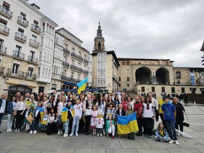 "Йшли ходою, збирали гроші на дрон для ЗСУ". Як провели День вишиванки в Іспанії – колишня жителька Донецька й Дніпра "Йшли ходою, збирали гроші на дрон для ЗСУ". Як провели День вишиванки в Іспанії – колишня жителька Донецька й Дніпра