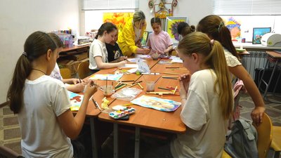 У Кропивницькому під час канікул працюють 33 осередки дозвілля: яка програма для дітей та умови харчування У Кропивницькому під час канікул працюють 33 осередки дозвілля: яка програма для дітей та умови харчування