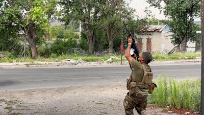 «Кожен заїзд як останній»: як бійці 28 ОМБр захищають дорогу до Дружківки від FPV-дронів «Кожен заїзд як останній»: як бійці 28 ОМБр захищають дорогу до Дружківки від FPV-дронів