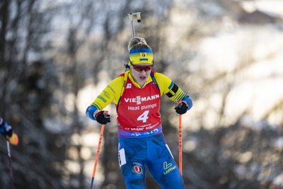 Юлія Джима дебютувала на чемпіонаті світу з біатлону у 2012 році. Світова першість у Ленцергайде - 11-та в її кар'єрі Юлія Джима дебютувала на чемпіонаті світу з біатлону у 2012 році. Світова першість у Ленцергайде - 11-та в її кар'єрі