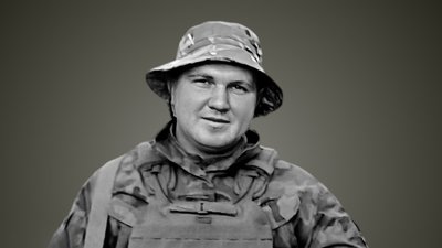 На Чернігівщині попрощалися з двома бійцями ЗСУ — Сергієм Майданником та Юрієм Савченком На Чернігівщині попрощалися з двома бійцями ЗСУ — Сергієм Майданником та Юрієм Савченком