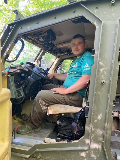 "Поверніть додому сина": історія пошуку навідника з Радомишля Вадима Стадченка-Гальони "Поверніть додому сина": історія пошуку навідника з Радомишля Вадима Стадченка-Гальони