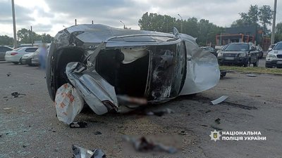 Водію Tesla, який в’їхав у паркову у Полтаві, обрали запобіжний захід Водію Tesla, який в’їхав у паркову у Полтаві, обрали запобіжний захід