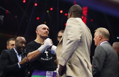 Олександр Усик та Даніель Дюбуа Олександр Усик та Даніель Дюбуа