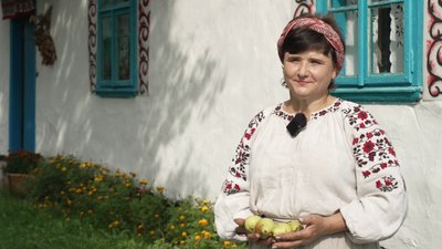 Із дідусевої хати зробила етносадибу: історія Марії Шершун з Рівненщини Із дідусевої хати зробила етносадибу: історія Марії Шершун з Рівненщини