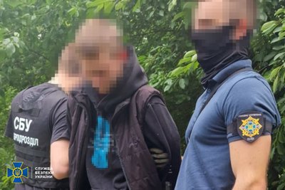 Суд дав 15 років тюрми 19-річному одеситу, який коригував ракетні атаки РФ по Одесі та Житомиру Суд дав 15 років тюрми 19-річному одеситу, який коригував ракетні атаки РФ по Одесі та Житомиру