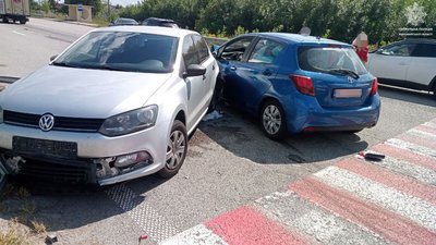 Через ДТП на Житомирщині частково ускладнений рух на Київ Через ДТП на Житомирщині частково ускладнений рух на Київ