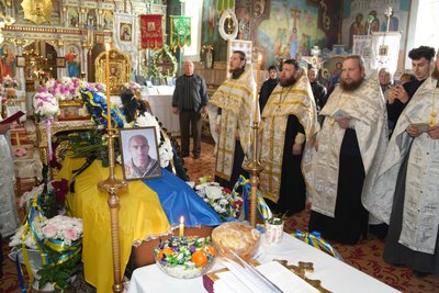 На Закарпатті попрощалися з полеглим захисником Василем Боднею На Закарпатті попрощалися з полеглим захисником Василем Боднею