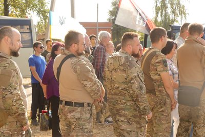 В Охтирці на Сумщині попрощалися з військовим Тимуром Маслом В Охтирці на Сумщині попрощалися з військовим Тимуром Маслом