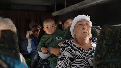 "Стріляють – а вони картоплю сапають". Як жили на прикордонні Сумщини у 2024 році "Стріляють – а вони картоплю сапають". Як жили на прикордонні Сумщини у 2024 році