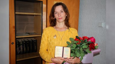 Юлія Афанасьєва з Чернігівщини, яка отримала звання "Мати-героїня" у 2024 році Юлія Афанасьєва з Чернігівщини, яка отримала звання "Мати-героїня" у 2024 році