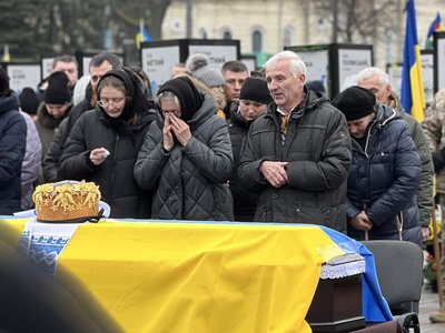 З військовим Романом Серком попрощались у Рівному