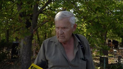 Три роки не можуть облаштувати могили. У Кривому Розі стався конфлікт навколо сектору почесних військових поховань Три роки не можуть облаштувати могили. У Кривому Розі стався конфлікт навколо сектору почесних військових поховань
