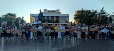 Лучани вдруге вийшли на акцію протесту проти закону №12414 Лучани вдруге вийшли на акцію протесту проти закону №12414