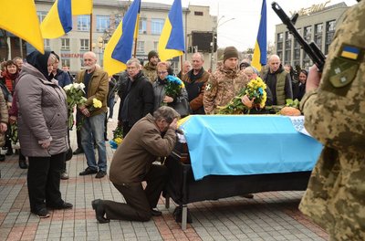 У Рівному попрощалися з військовим Андрієм Любчиком