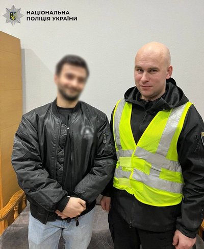Знімали жартівливе відео у поліцейській формі: у Києві оштрафували двох блогерів