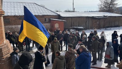 Молитва за загиблими внаслідок теракту біля Палацу спорту в Харкові 22 лютого 2015 року на 10-ту річницю трагедії Молитва за загиблими внаслідок теракту біля Палацу спорту в Харкові 22 лютого 2015 року на 10-ту річницю трагедії