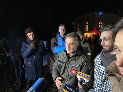 Різдвяне світло: швейцарський художник "підсвітив" будівлі у Києві Різдвяне світло: швейцарський художник "підсвітив" будівлі у Києві