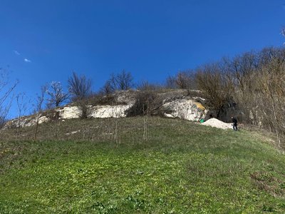 У печерах на Вінниччині знайшли наскельні зображення У печерах на Вінниччині знайшли наскельні зображення