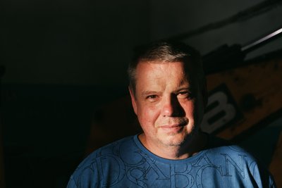 «Лего» для дорослих. Як механік Житомирводоканалу відновлює старі машини «Лего» для дорослих. Як механік Житомирводоканалу відновлює старі машини