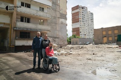 Родина після обстрілів Родина після обстрілів