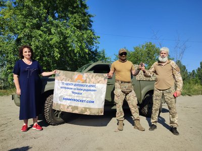 "Не купували тільки літаки і танки" — черкащанка, яка 10 років волонтерила і пішла на фронт "Не купували тільки літаки і танки" — черкащанка, яка 10 років волонтерила і пішла на фронт