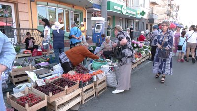 Завадили заморозки: що про вартість молодої картоплі кажуть продавці та покупці Завадили заморозки: що про вартість молодої картоплі кажуть продавці та покупці