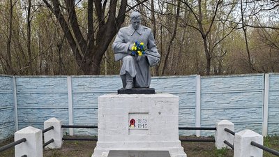 Народна вища школа у Вовчку: як у чернігівському селі будують школу для дорослих та вчать демократії Народна вища школа у Вовчку: як у чернігівському селі будують школу для дорослих та вчать демократії