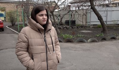 Заморозки шкодять квітучим абрикосам