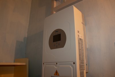 В Опішнянській громаді встановили сонячну станцію біля гуртожитку, де проживають ВПО В Опішнянській громаді встановили сонячну станцію біля гуртожитку, де проживають ВПО