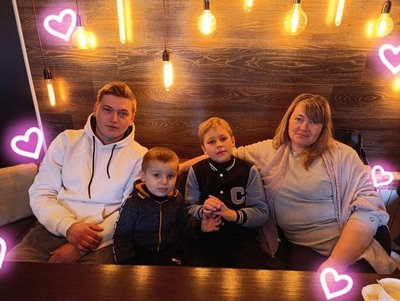 Назар Січкун, рідні Назара Січкуна Назар Січкун, рідні Назара Січкуна