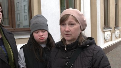 Пікетували суд у Рівному через зміни в психіатричній лікарні Пікетували суд у Рівному через зміни в психіатричній лікарні