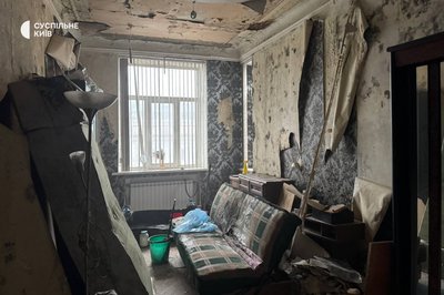 Будинок на Банковій через рік після обстрілу Будинок на Банковій через рік після обстрілу