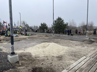 Будівництво Алеї Героїв у Полтавській ТГ: на якому етапі роботи Будівництво Алеї Героїв у Полтавській ТГ: на якому етапі роботи