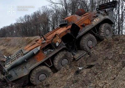 Командир РФ прикрився полоненими і цивільними під час відступу з Сумщини, — прокуратура Командир РФ прикрився полоненими і цивільними під час відступу з Сумщини, — прокуратура