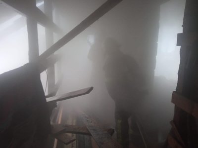 У місті на Волині через коротке замикання сталася пожежа в будинку У місті на Волині через коротке замикання сталася пожежа в будинку