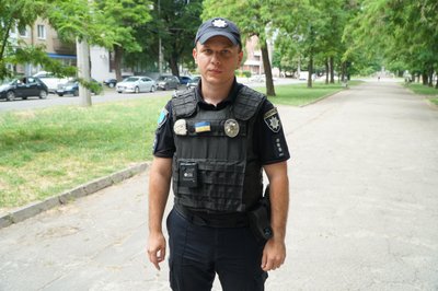 У Дніпрі поліція провела рейд, аби виявити водіїв, які не пропускають автівки "швидкої" У Дніпрі поліція провела рейд, аби виявити водіїв, які не пропускають автівки "швидкої"