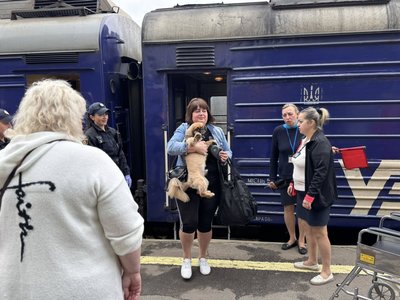 15 людей приїхали на Рівненщину евакуаційним потягом 13 вересня 15 людей приїхали на Рівненщину евакуаційним потягом 13 вересня