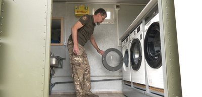 Лазня на колесах, пральня на колесах, Тернопільщина, серпень 2024 Лазня на колесах, пральня на колесах, Тернопільщина, серпень 2024