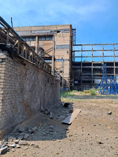 Росіяни завдали удару по Слов'янській ТЕЦ 5 ракетами: які наслідки Росіяни завдали удару по Слов'янській ТЕЦ 5 ракетами: які наслідки